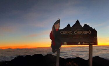 Amanecer en la cima del Cerro Chirripo, Parque Nacional Chirripo, Costa Rica
