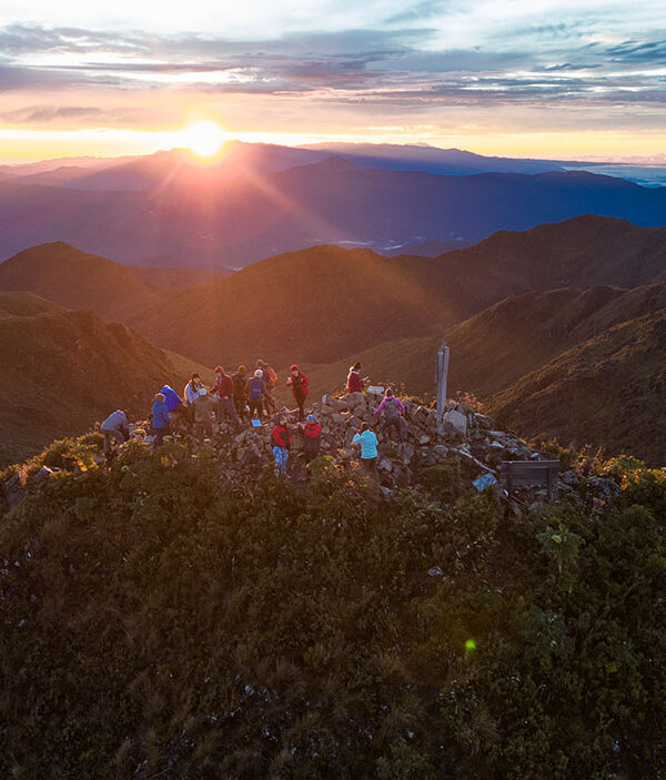 Amanecer en la Cumbre Cerro Chirripo desde el aire