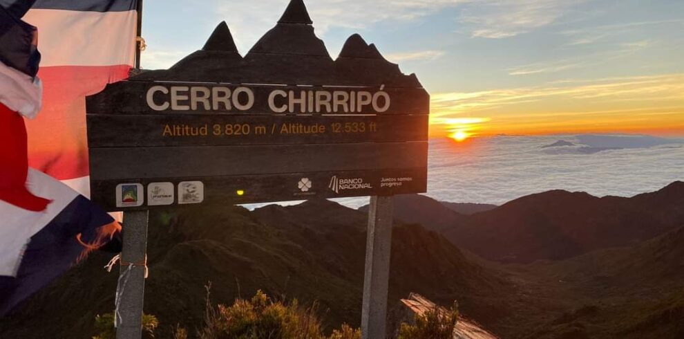 AMANECER CERRO CHIRRIPO